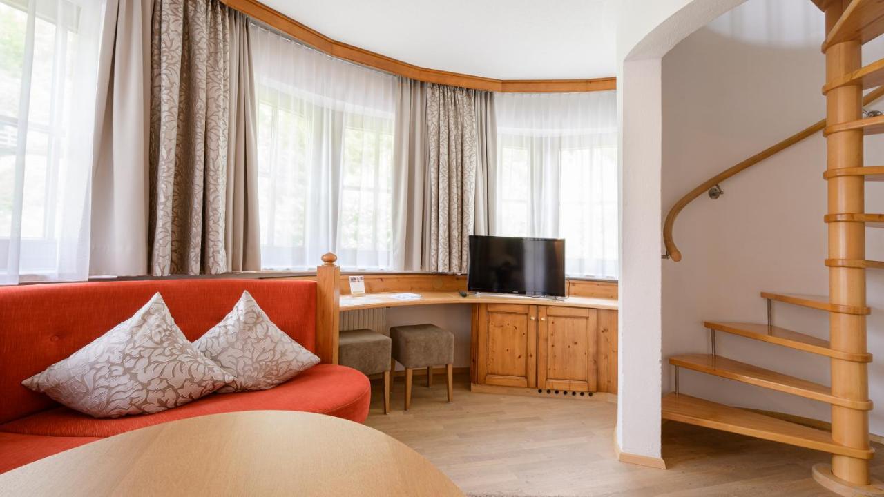 אישגל Hotel Garni Castel B&B מראה חיצוני תמונה