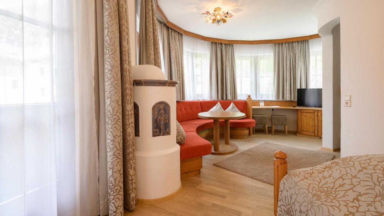 אישגל Hotel Garni Castel B&B מראה חיצוני תמונה