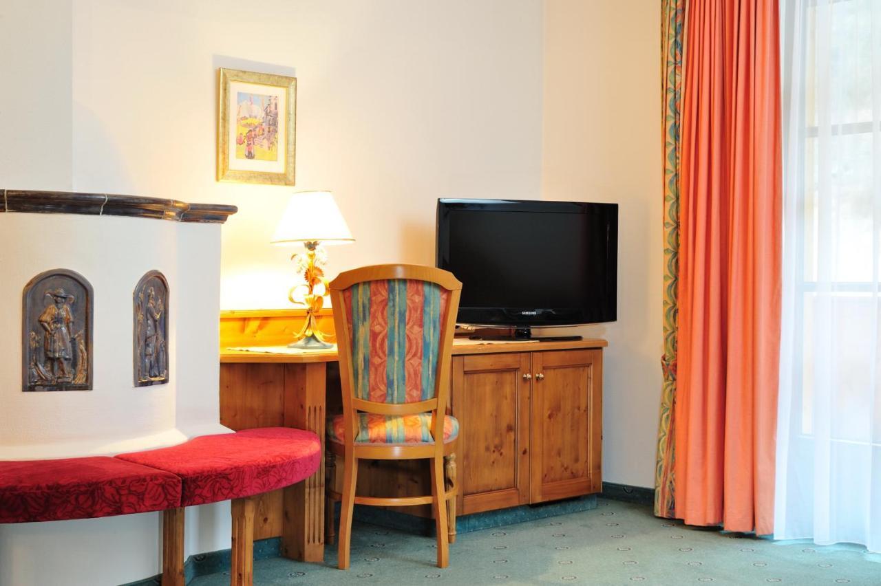אישגל Hotel Garni Castel B&B מראה חיצוני תמונה