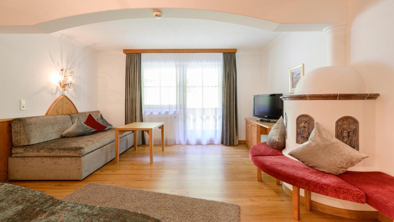 אישגל Hotel Garni Castel B&B מראה חיצוני תמונה